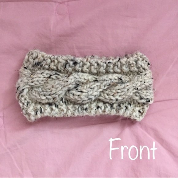 Cable Knit Headband - Picture 2 of 4